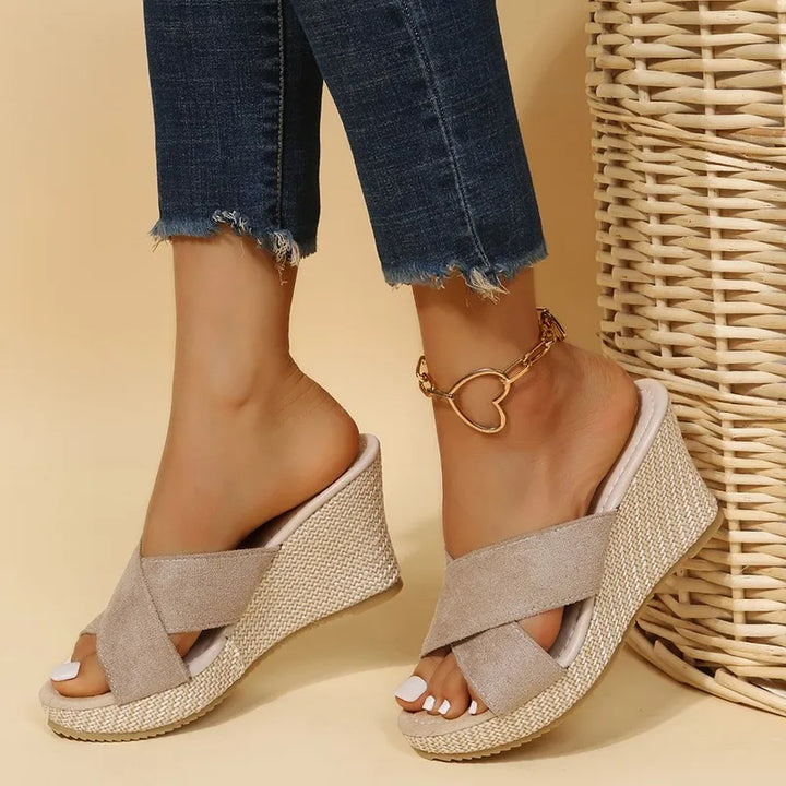 Denise - Everyday Care Wedges