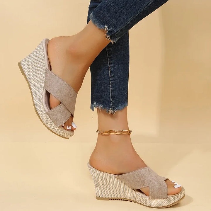 Denise - Everyday Care Wedges