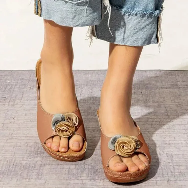 Lisa - Floral Wedge Sandals